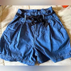 GAP 1969 High Rise Paper Bag Wide Leg Shorts